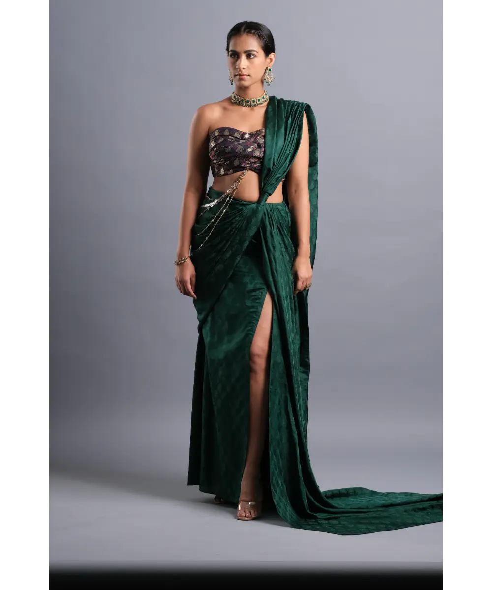 AASTHA SOOD - Emerald green Slit Jacquard silk draped Saree